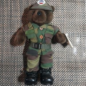 ❤️❤️❤️ 4 for $20       Army bear       Collectable